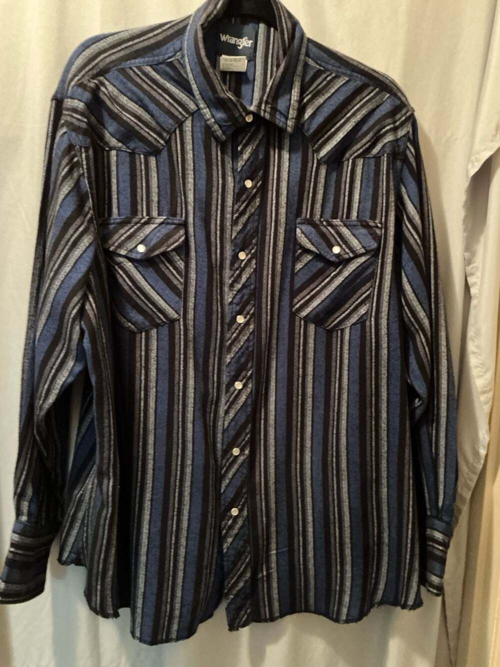 Wrangler Men's Western Long Sleeve Pearl Snap Striped Shirt. XXL
